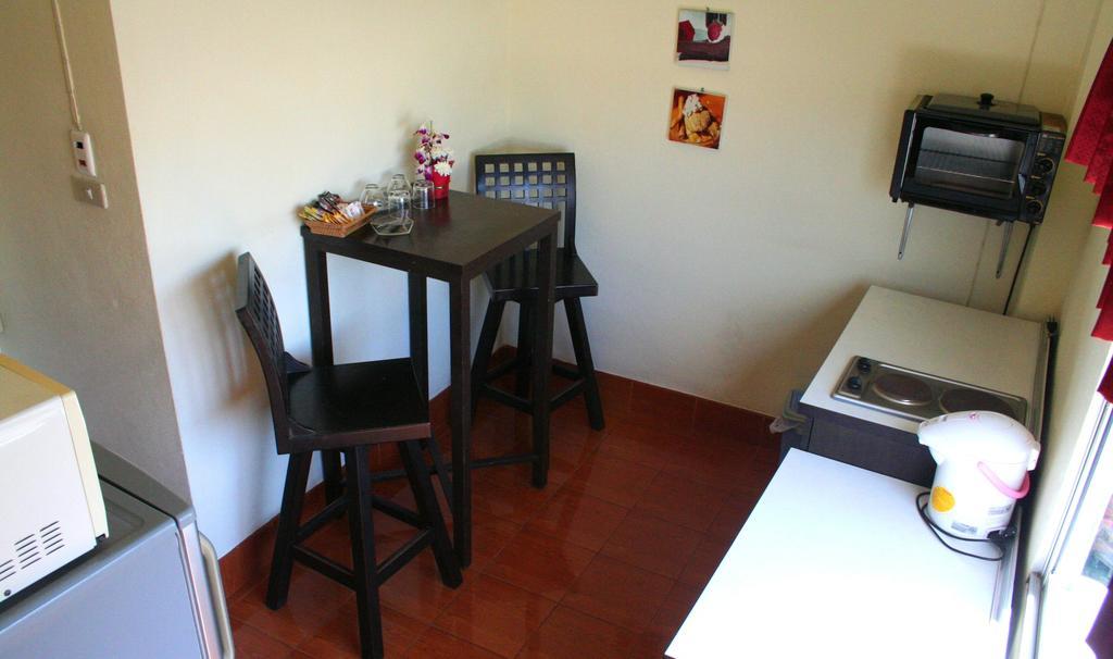 2Gether Guesthouse Karon Zimmer foto